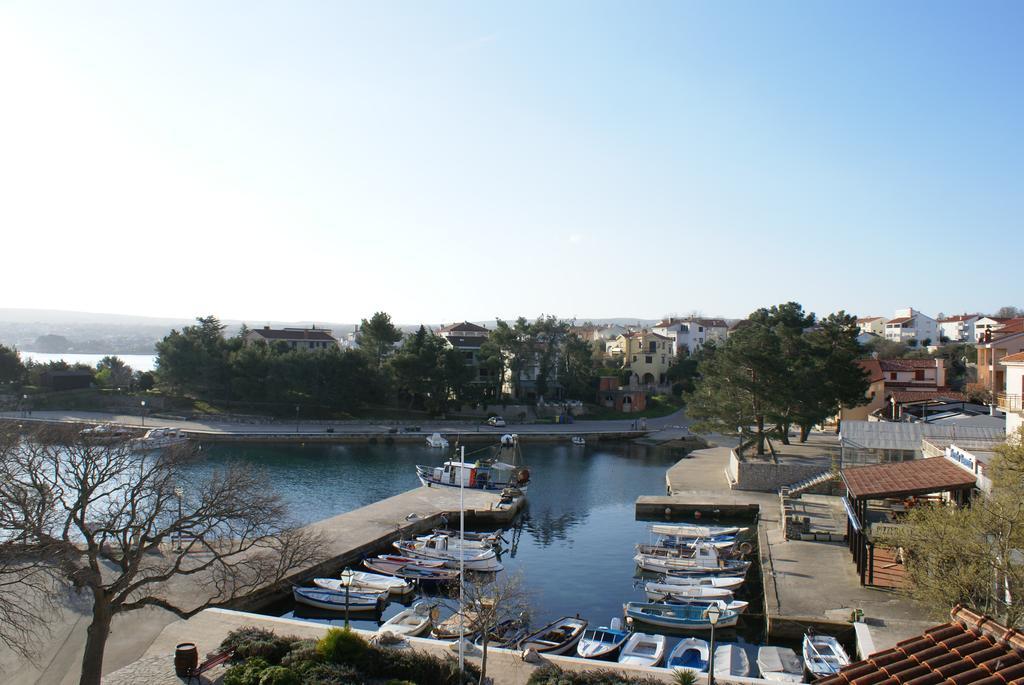 Apartments Robert Porat  Bagian luar foto